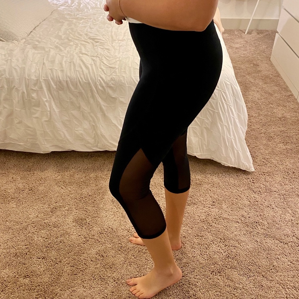 Old Navy Active Cropped Legging